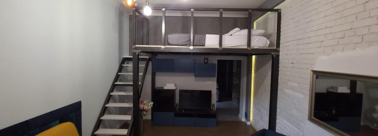 Appartamento Apartament Antresola Drzewna Zielona Góra Esterno foto